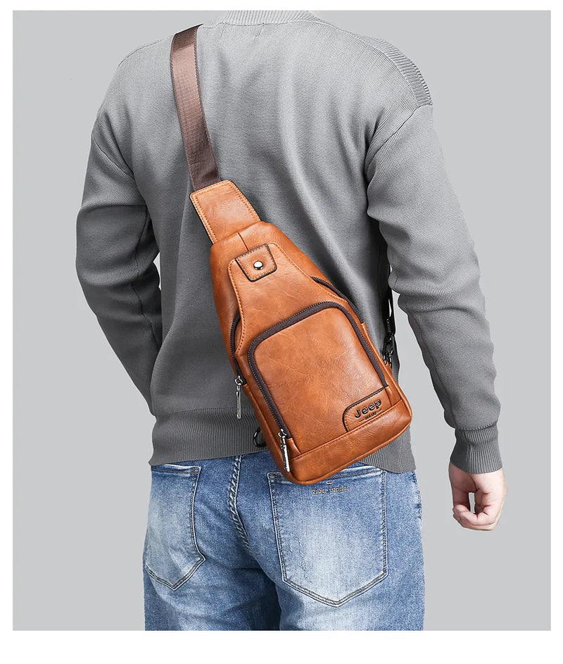 BOLSA MASCULINA TRANSVERSAL DE COURO - JEEP BULUO